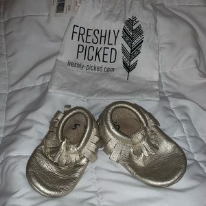Baby shoes
